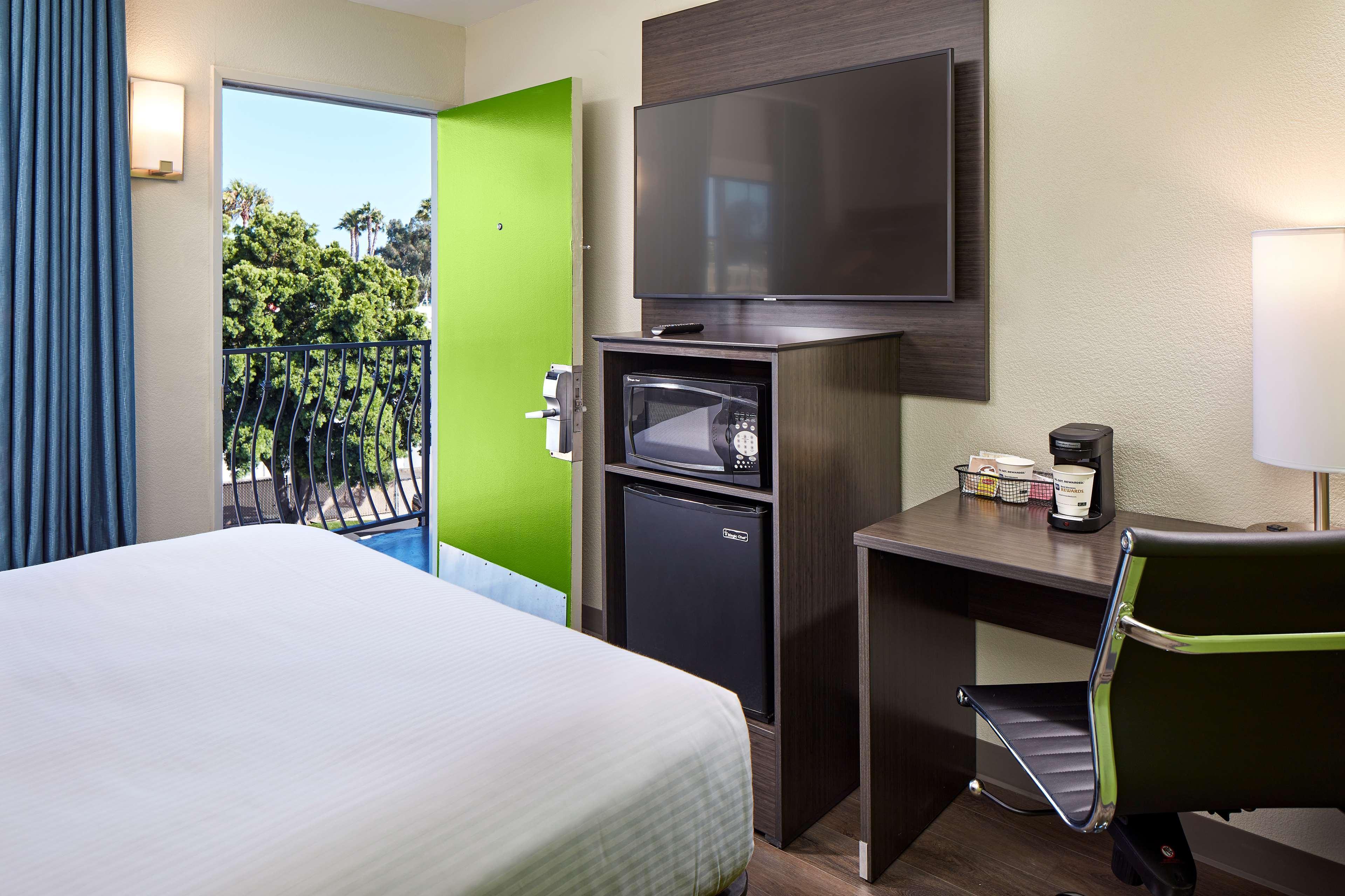 Surestay Hotel By Best Western San Diego Pacific Beach Экстерьер фото