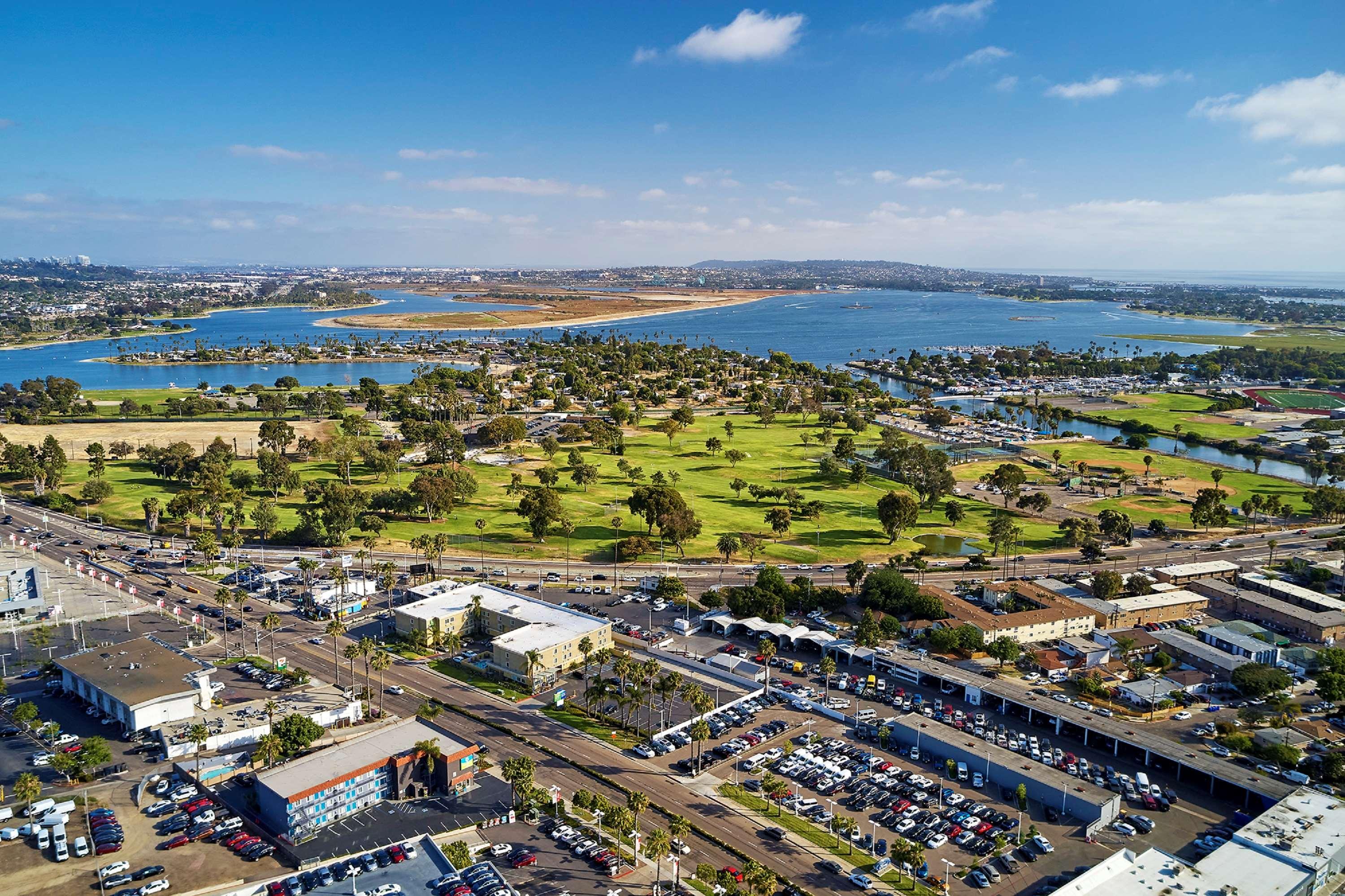 Surestay Hotel By Best Western San Diego Pacific Beach Экстерьер фото